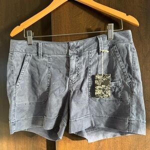 Anthropologie favorite Level 99 - SHORTS